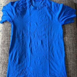 Lululemon Men's Blue Metal Vent Tech 2.0 Shirt